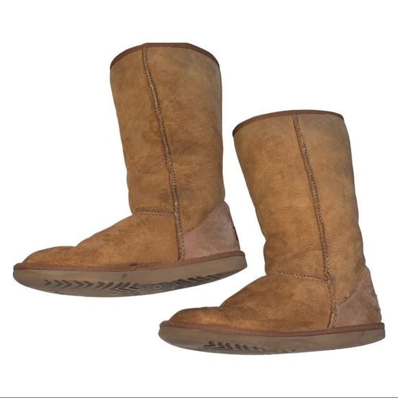 UGG Boots Warm Cozy Athleisure Wear Comfy Boots - Picture 9 of 13